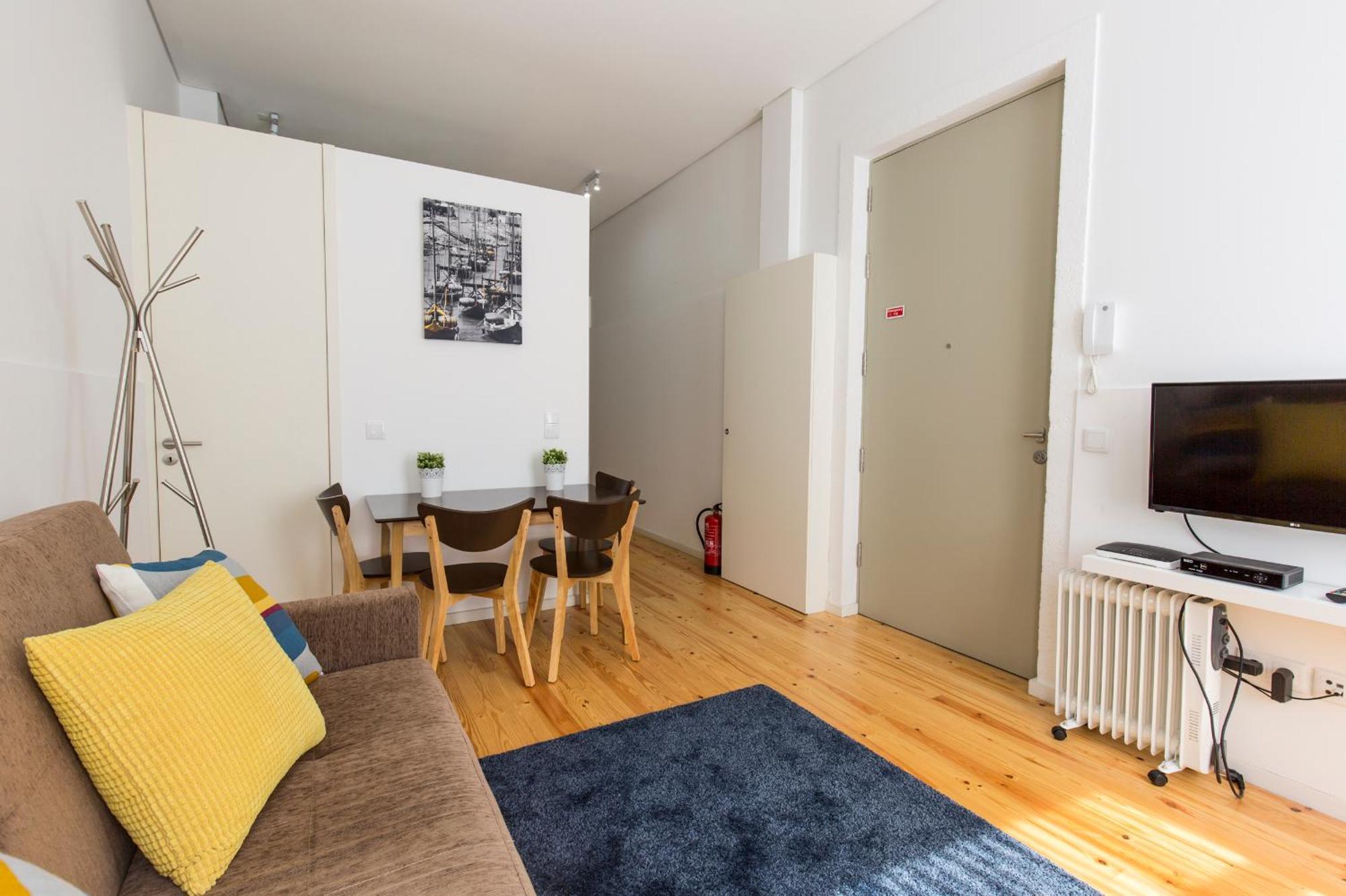 Downtown Porto Bonfim Studio Apt Экстерьер фото